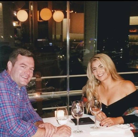 Meet your Posher, April - Picture 1 of 1